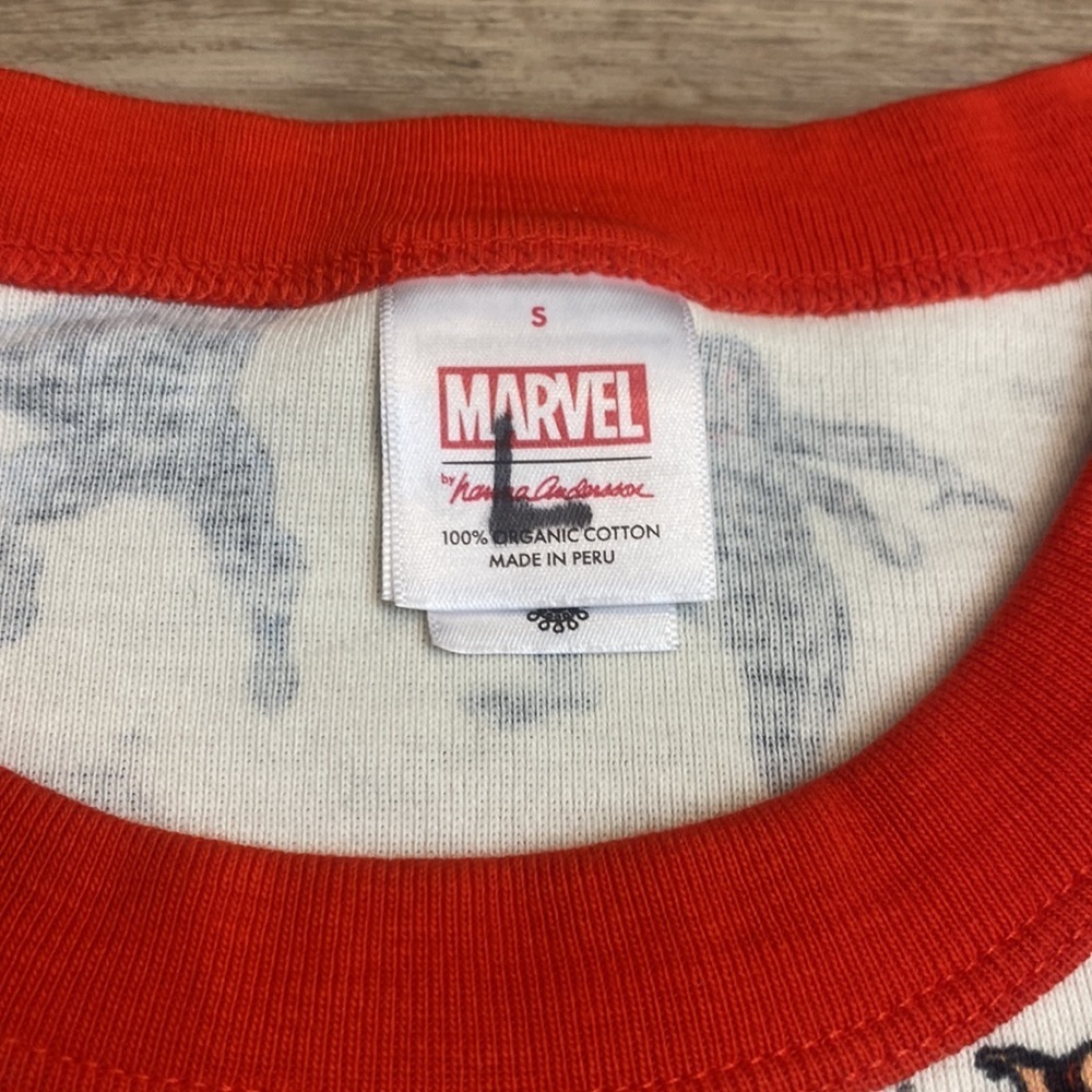 Hanna Andersson |‎ Marvel Avengers | Christmas Pajama Top - Picture 11 of 13